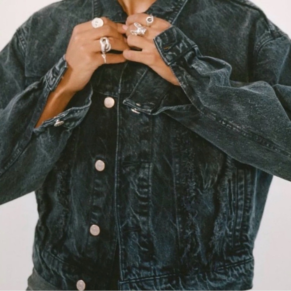 BDG Urban Outfitters Cropped Denim‎ Jacket • Women's Small - Picture 2 of 7